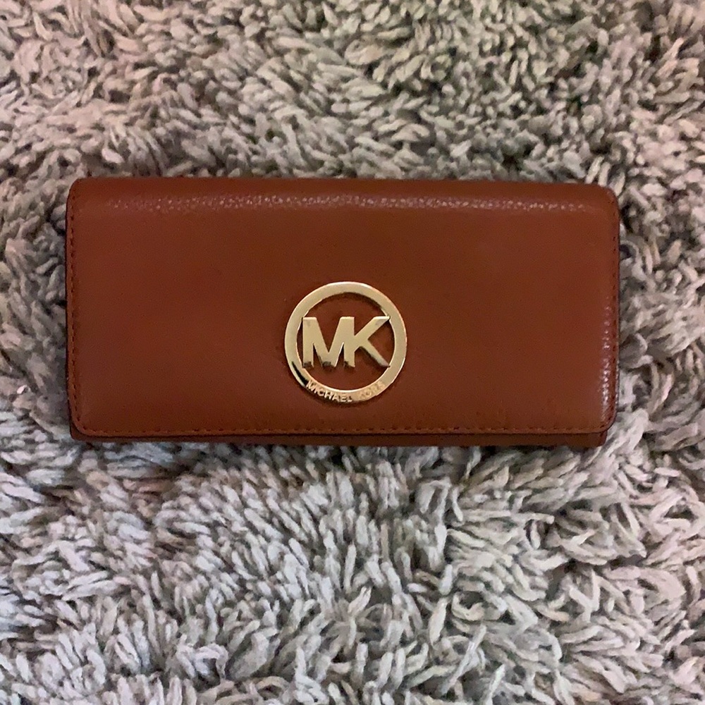 Carmel Michael Kors Wallet.
